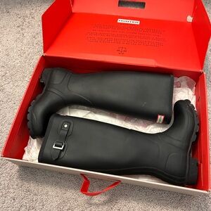 Hunter Women’s Classic Black Boots